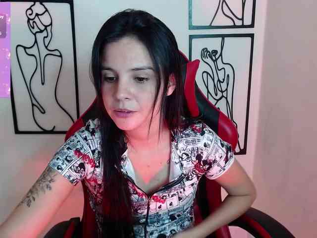 MiaRobinn