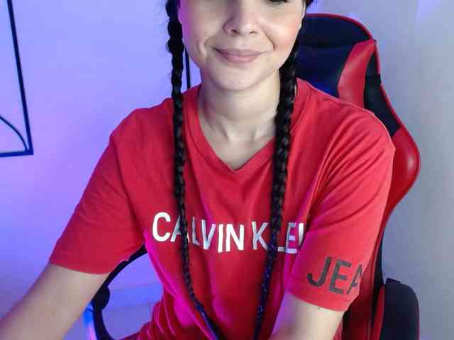 MiaRobinn