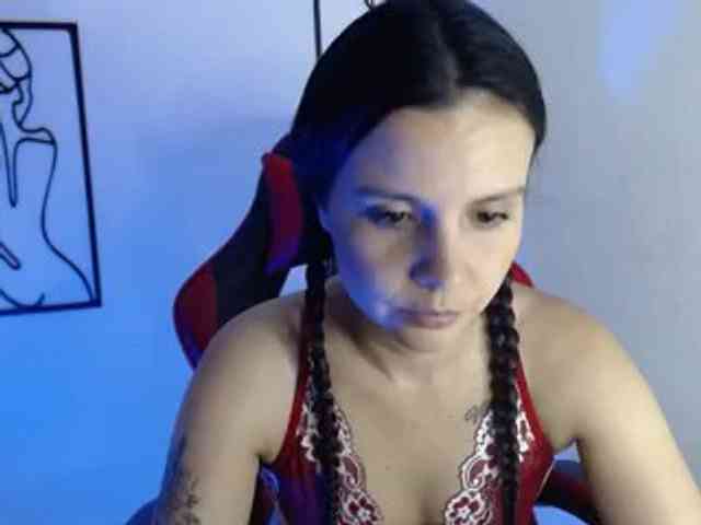 MiaRobinn