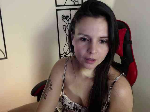 MiaRobinn