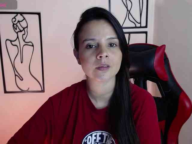 MiaRobinn
