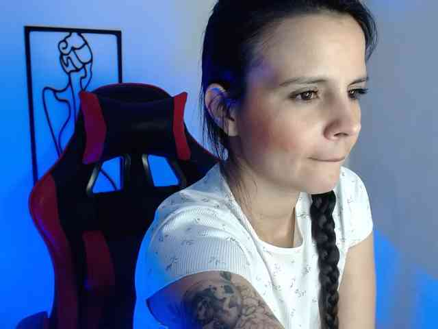 MiaRobinn
