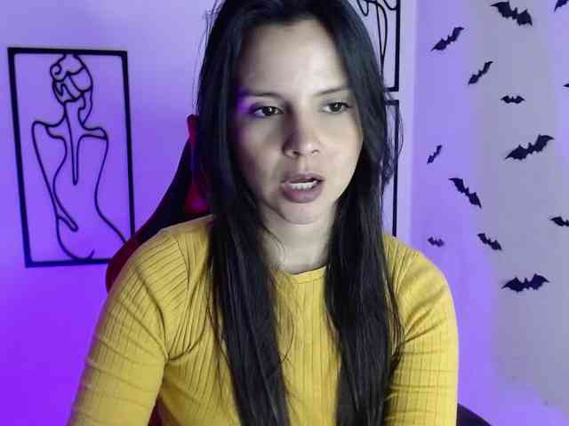 MiaRobinn