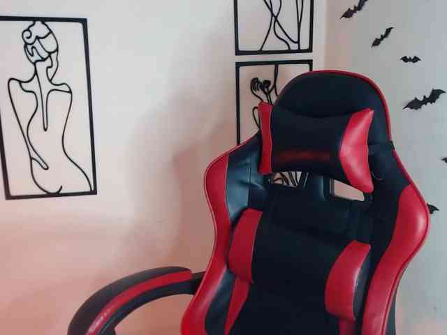 MiaRobinn