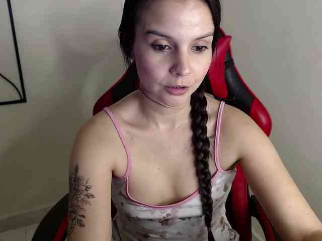 MiaRobinn