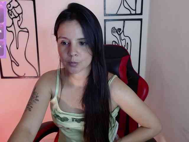 MiaRobinn