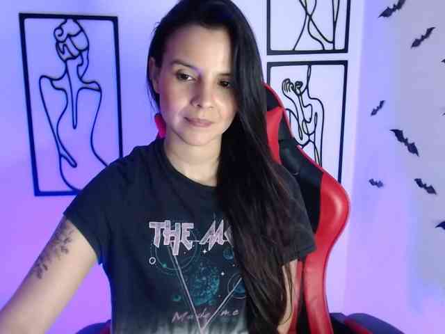 MiaRobinn