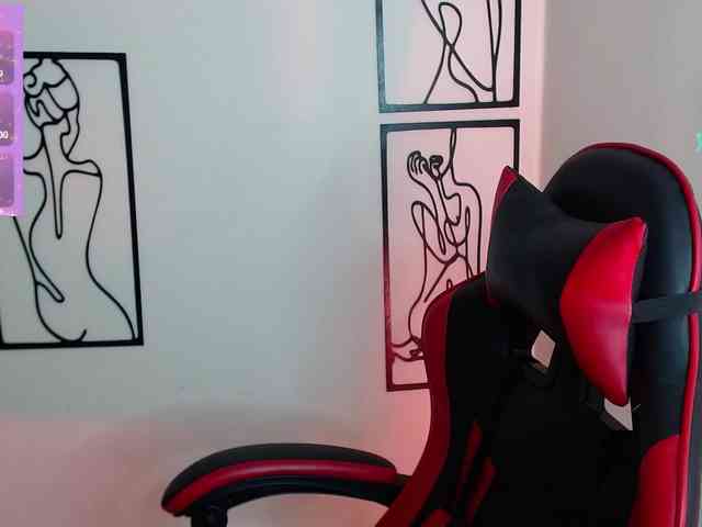 MiaRobinn