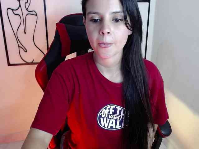 MiaRobinn
