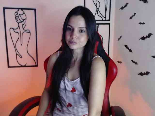 MiaRobinn