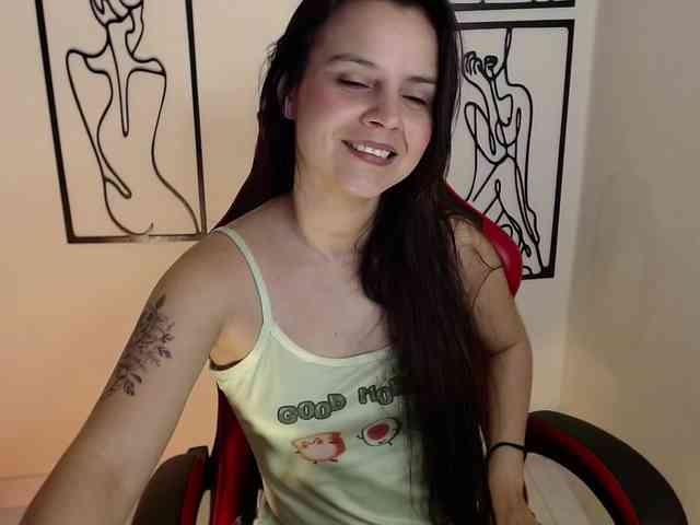 MiaRobinn