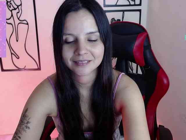 MiaRobinn MiaRobinn