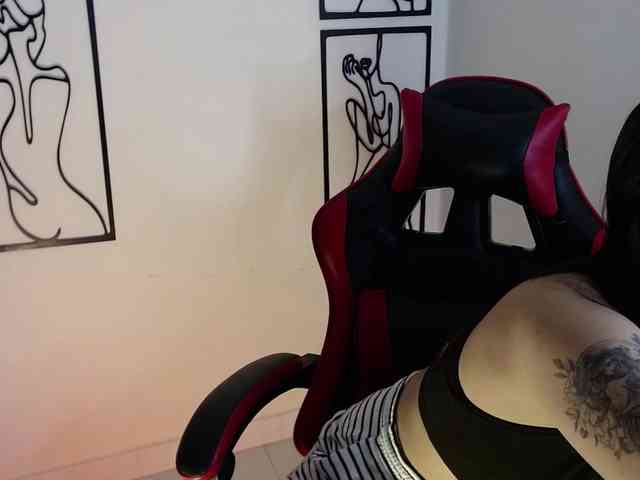 MiaRobinn MiaRobinn