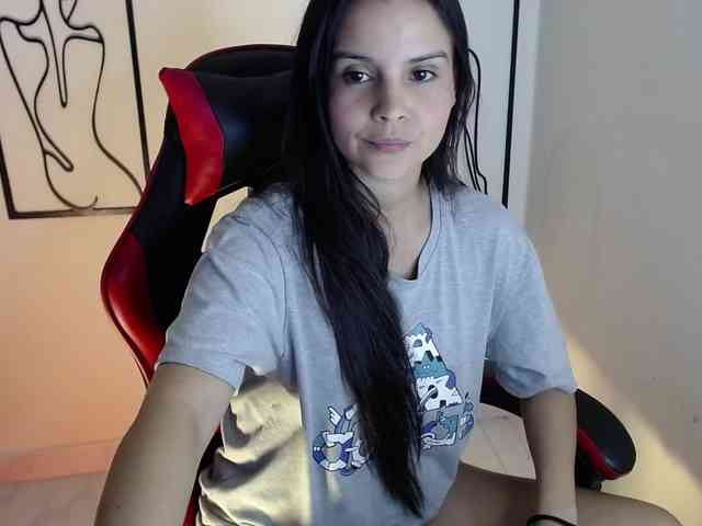 MiaRobinn