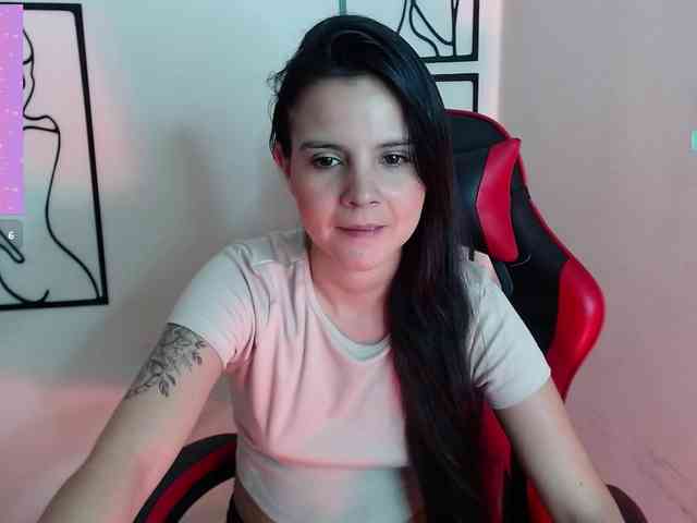MiaRobinn