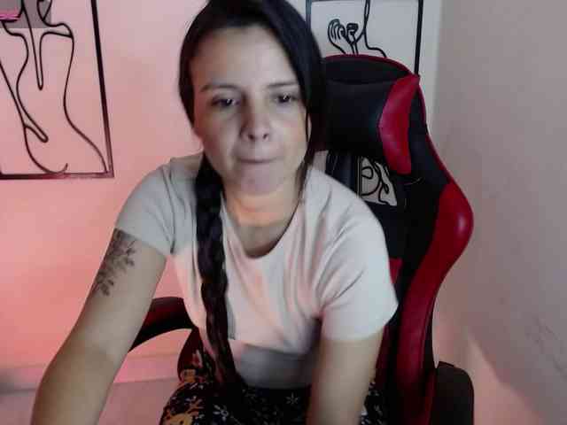 MiaRobinn