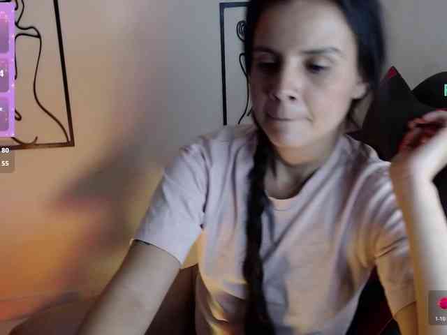MiaRobinn webcam