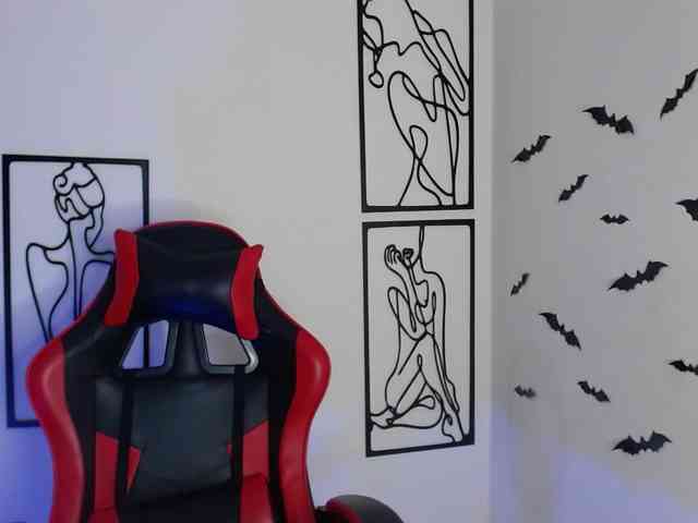 MiaRobinn