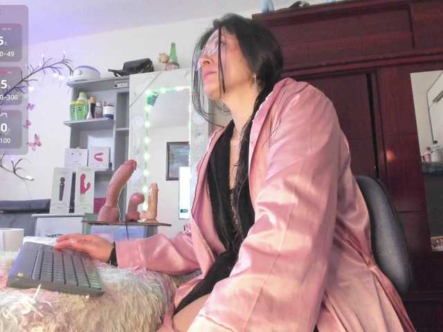 Rapunzell-- live cam on BongaCams