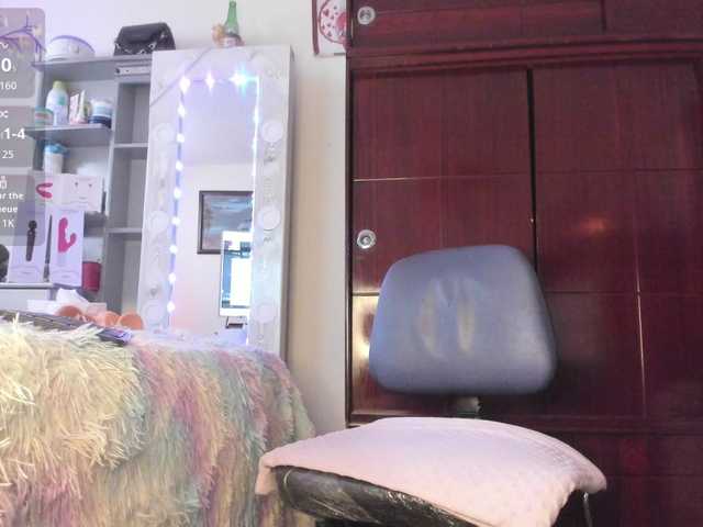 Rapunzell-- live webcam show