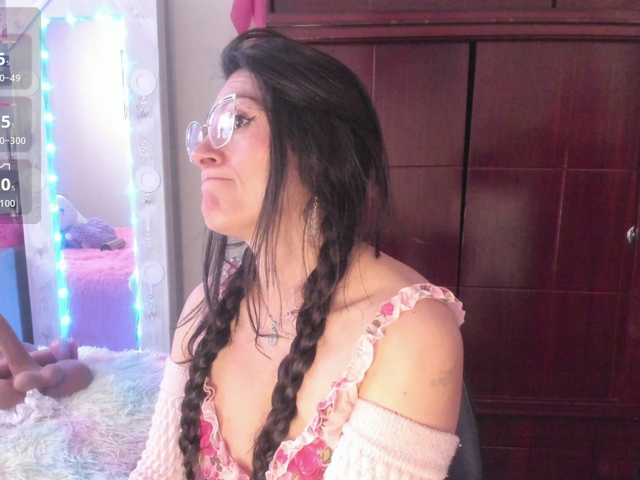 Rapunzell-- live cam on BongaCams