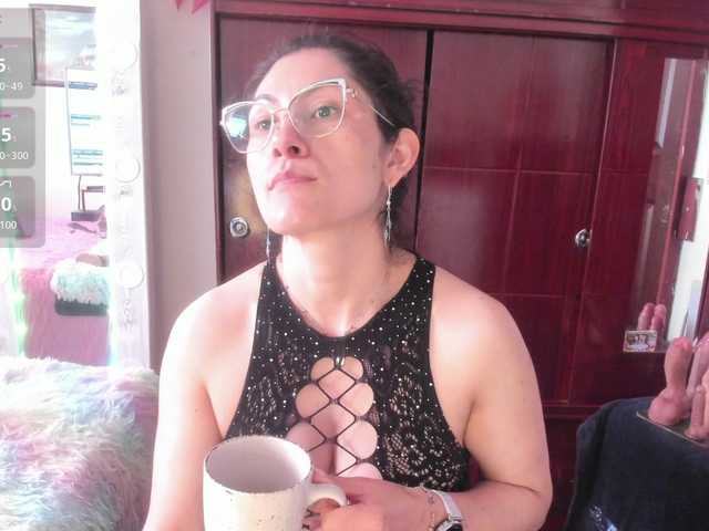 Rapunzell-- live cam on BongaCams