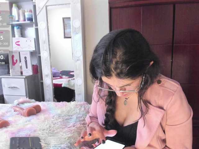 Rapunzell-- live cam on BongaCams