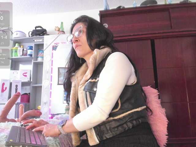 Rapunzell-- live cam on BongaCams