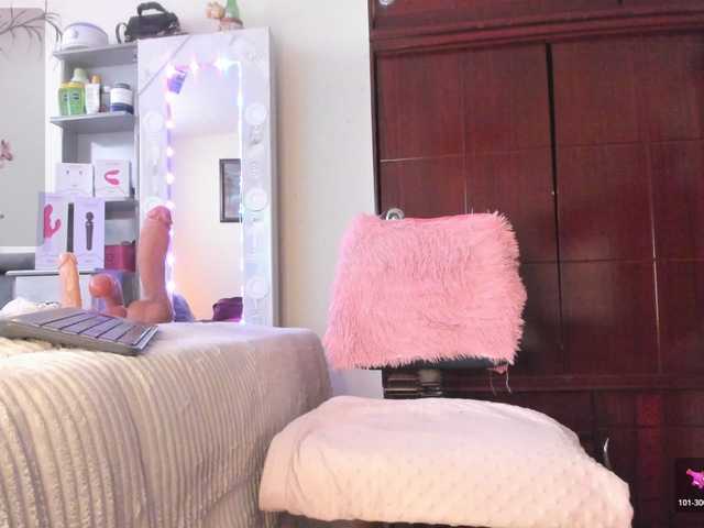 Rapunzell-- live cam on BongaCams