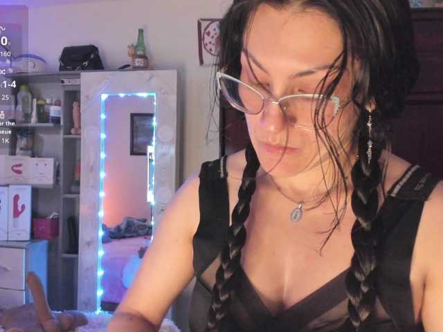 Rapunzell-- live cam on BongaCams
