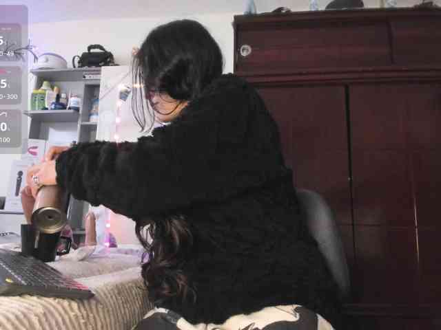 Rapunzell-- webcam