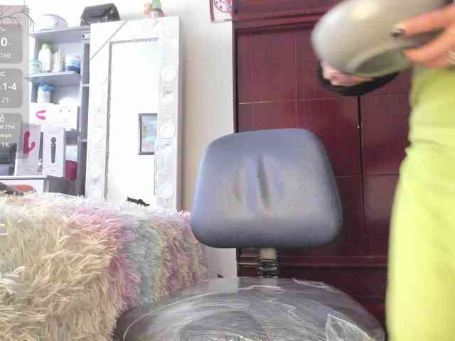Rapunzell-- webcam