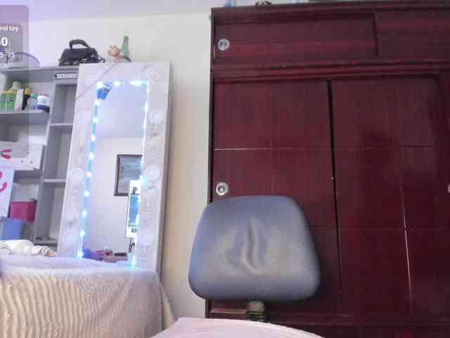 Rapunzell-- webcam