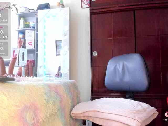 Rapunzell-- webcam