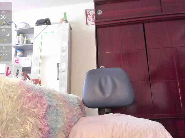 Rapunzell-- webcam