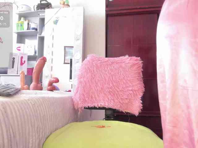 Rapunzell-- webcam
