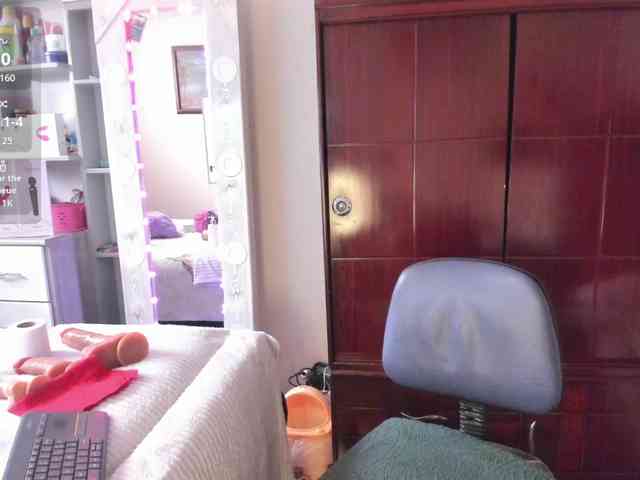 Rapunzell-- webcam