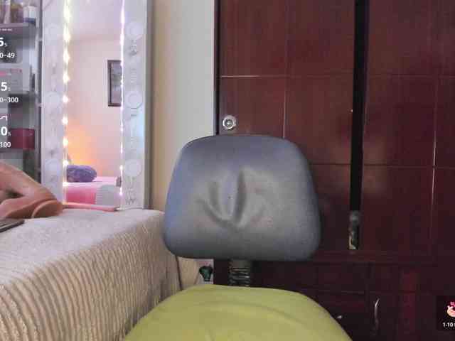 Rapunzell-- webcam