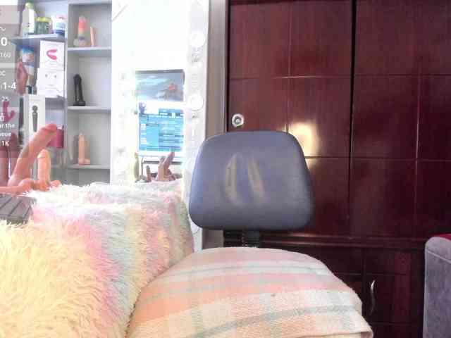 Rapunzell-- webcam