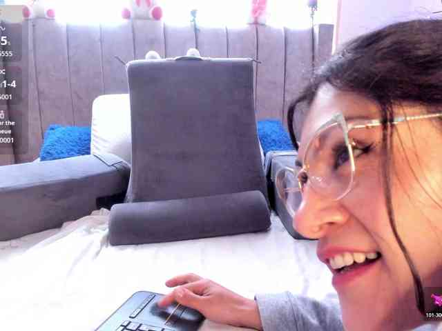 Rapunzell-- webcam