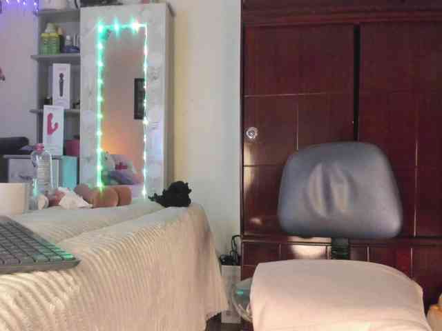 Rapunzell-- webcam