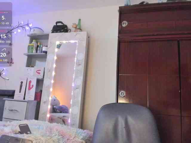 Rapunzell-- webcam