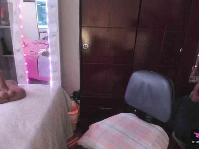 Rapunzell-- webcam