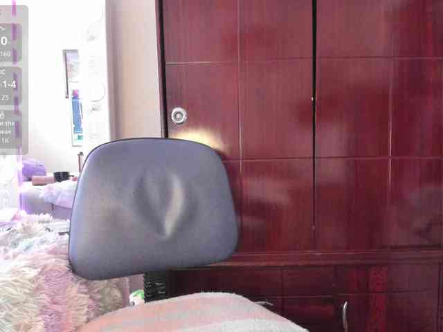 Rapunzell-- webcam