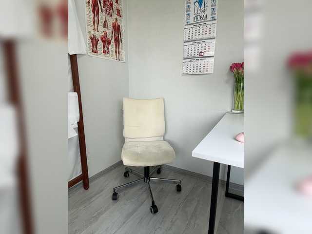DokTor_Ada live webcam show