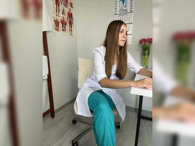 DokTor_Ada live webcam show