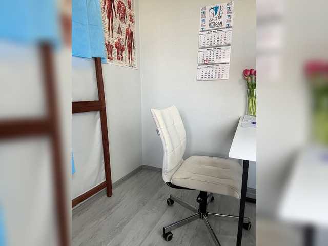  Adelaida1001 chat room