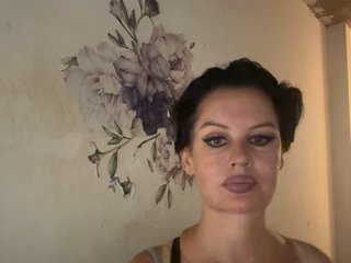 RoyalBreasts Porn Show