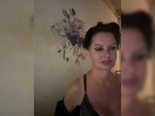 RoyalBreasts
