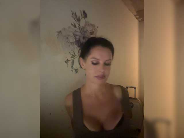 RoyalBreasts
